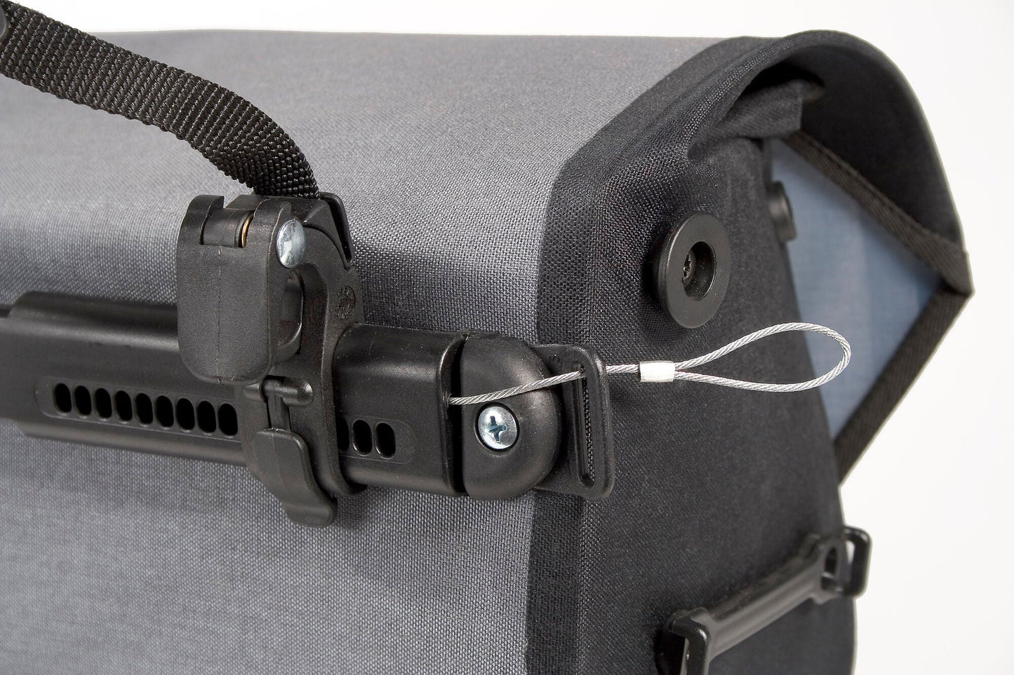 ORTLIEB Anti-Theft-Device for Q2/QL2.1 bags