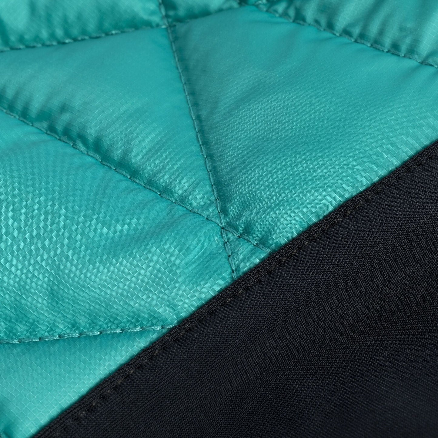 Infinity - Women's Hybrid Insulated Jacket