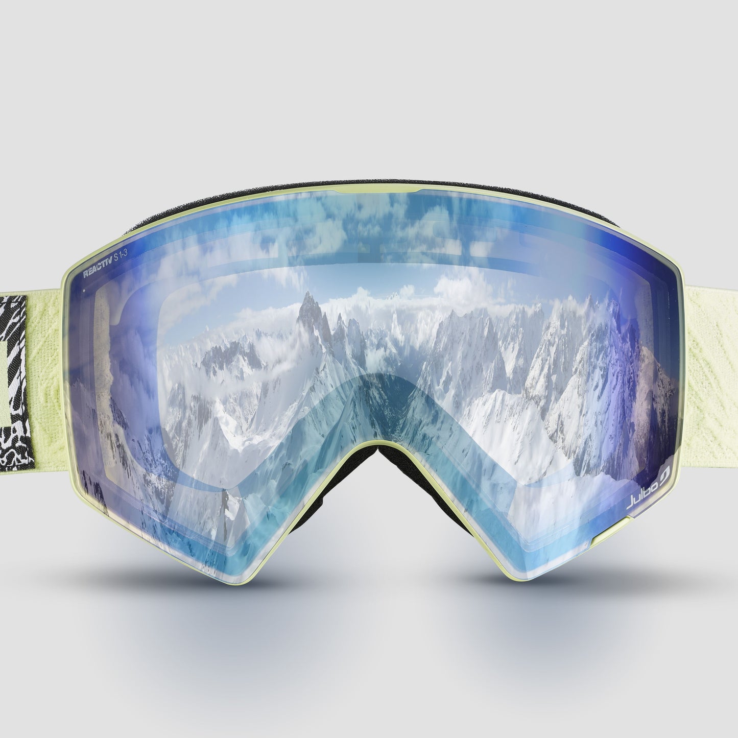 RAZOR EDGE Goggles with REACTIV 1-3 High Contrast Lens
