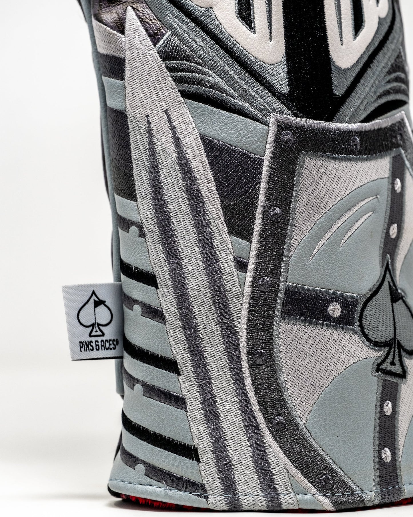 Knight's Valor golf driver cover featuring a regal knight design with intricate detailing and a durable material, suitable for protecting clubs.