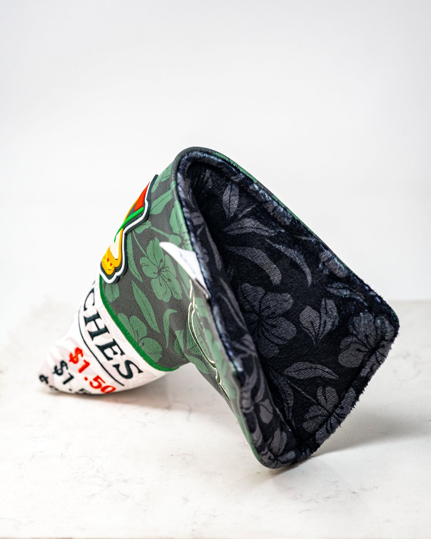 Augusta '25 Blade Putter Cover featuring a classic design and durable material, designed for optimal protection of golf putters.