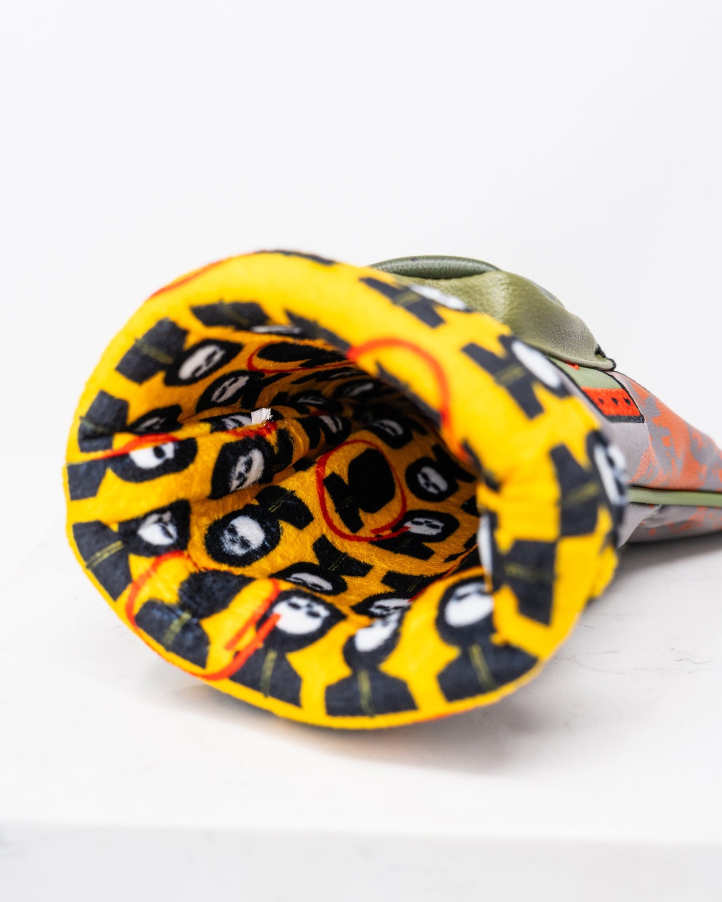 "Zynbabwe Nuclear Program Driver Cover featuring bold graphics and a sleek design."