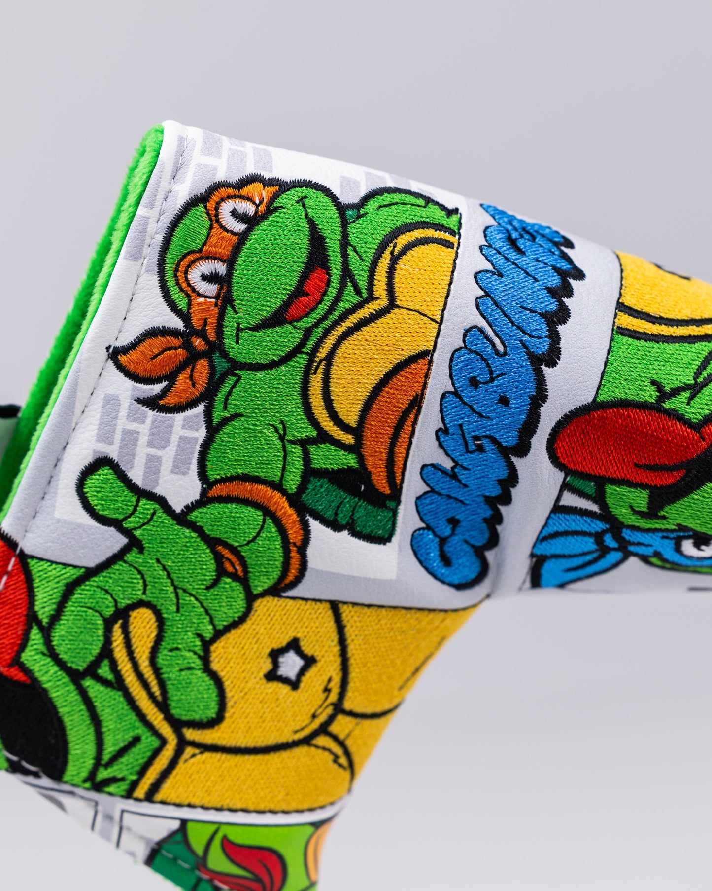 TMNT Comics Blade Cover featuring Teenage Mutant Ninja Turtles in action with vibrant colors and dynamic artwork.