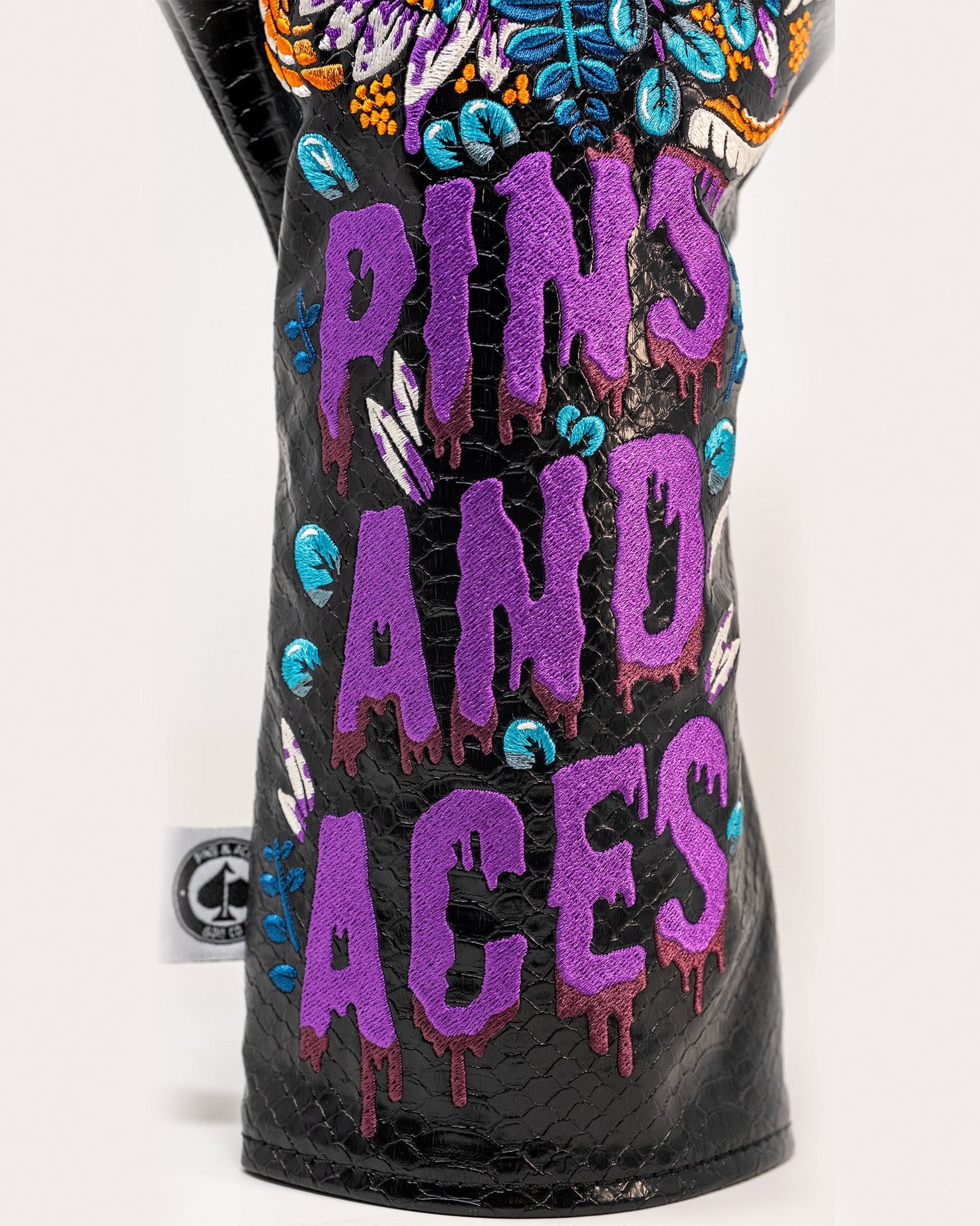 Venom Fairway Cover featuring a sleek design with a venomous snake graphic, ideal for golf clubs.