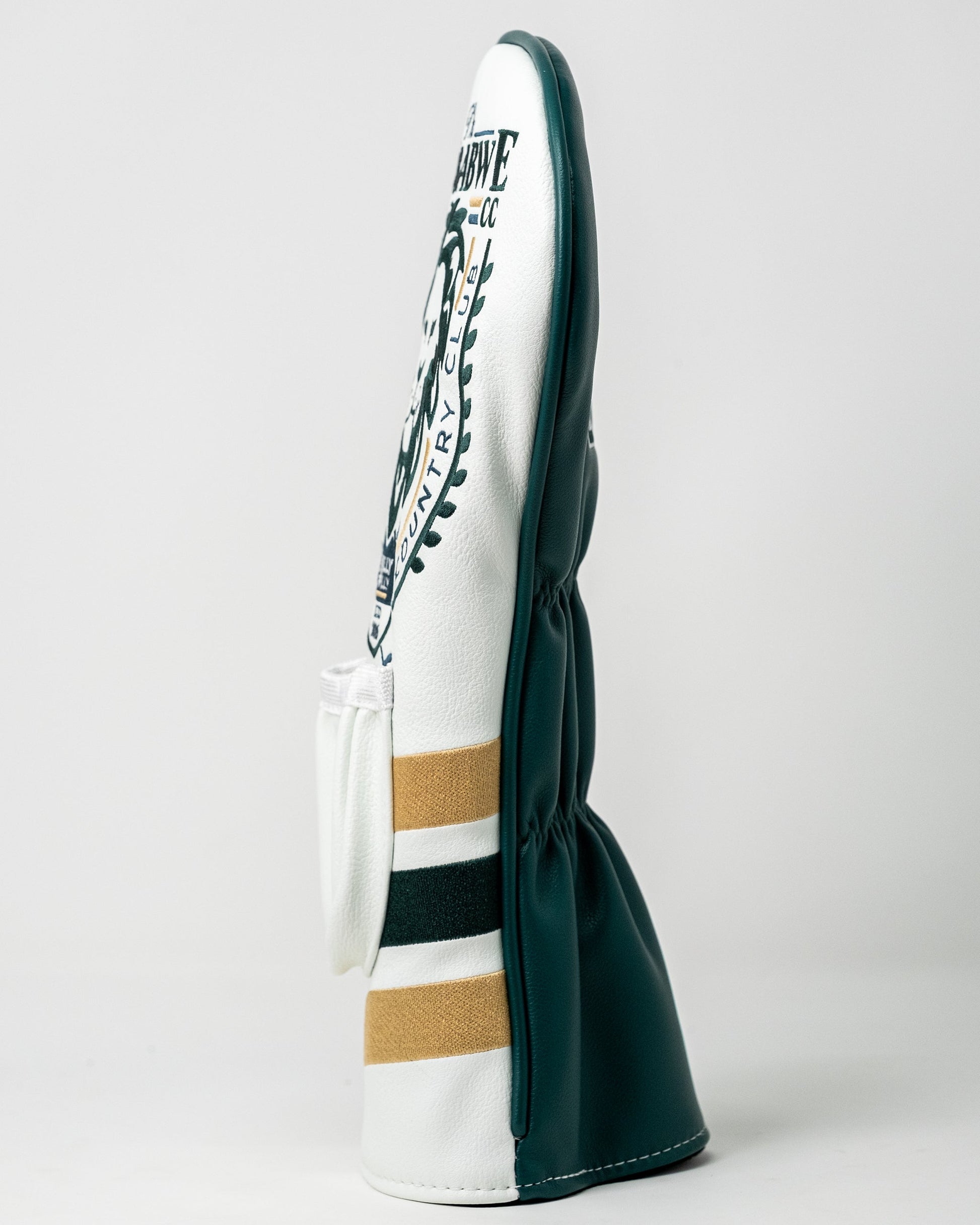 Zynbabwe Country Club driver cover featuring a sleek design with the club's logo, crafted from durable materials for golf club protection.