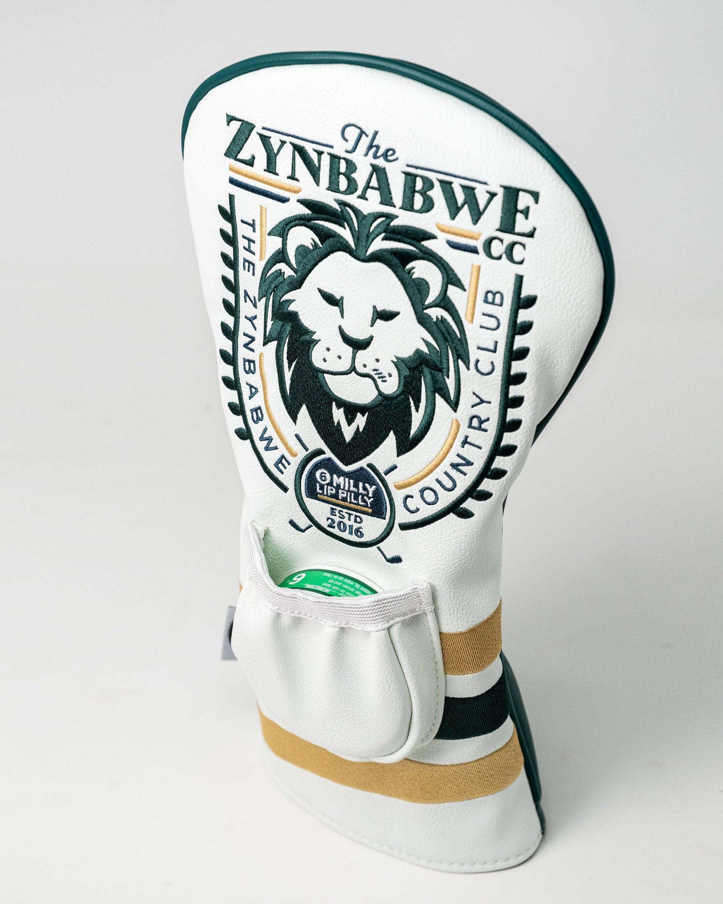 Zynbabwe Country Club driver cover featuring a sleek design with vibrant colors and embroidered logo.