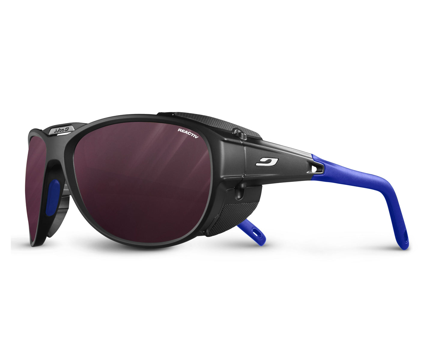 EXPLORER 2.0 with a REACTIV 0-4 High Contrast lens